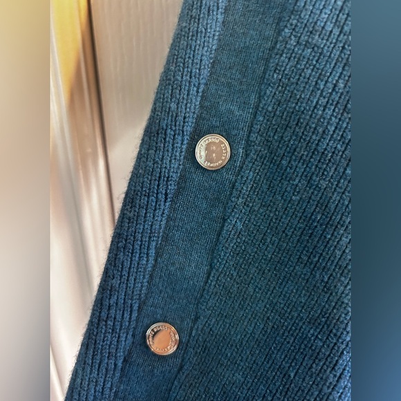 🤩”WHBM” Stylish Teal Blue Long Pullover Sweater w/ Sleeve Button Details Size XS - Picture 4 of 11